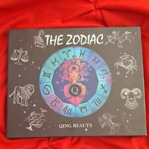 Zodiac Makeup Palette - Vibrant Blue and Purple Shades